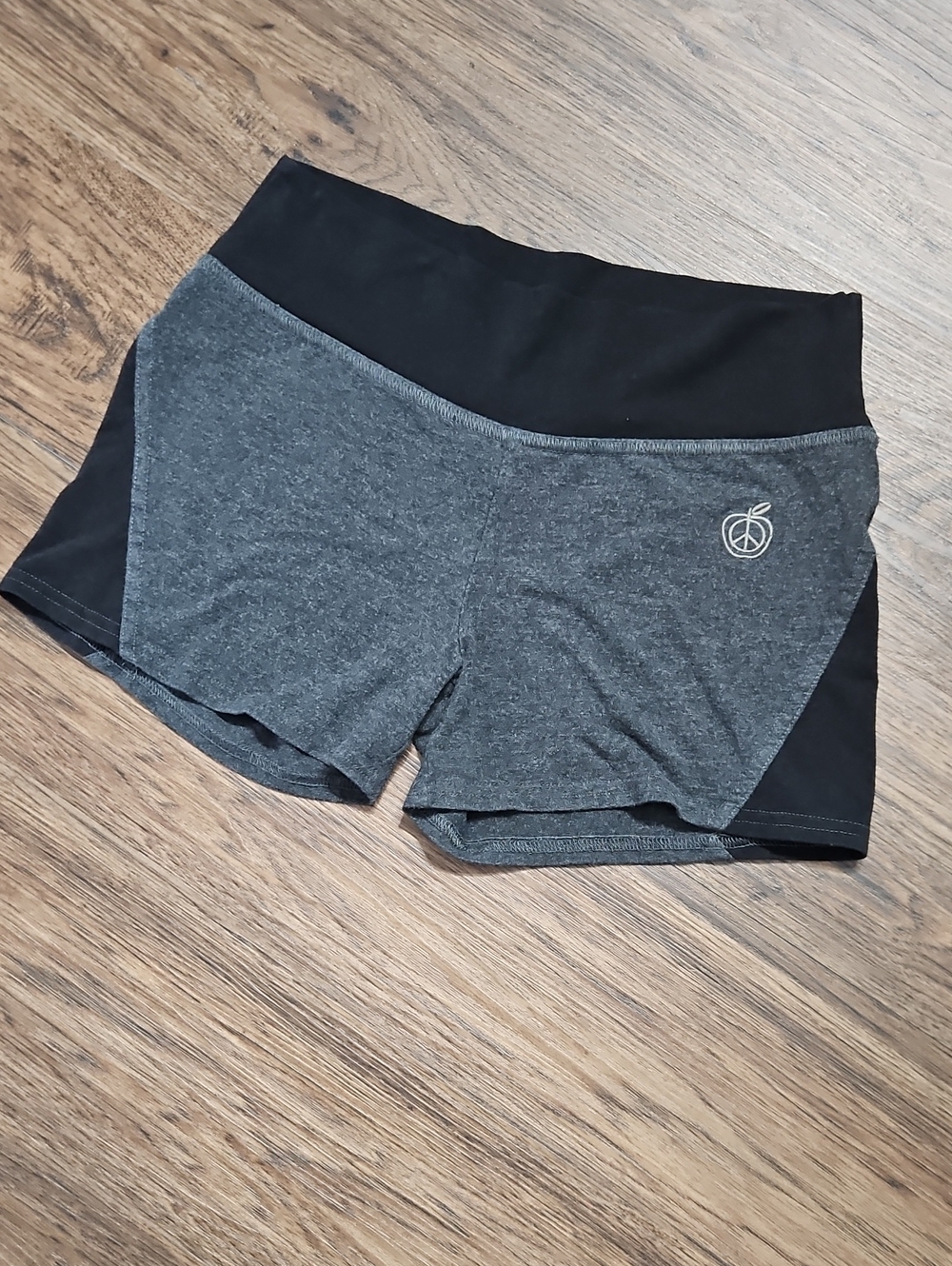 Green Apple Gray Black Athletic Compression Shorts Women's L